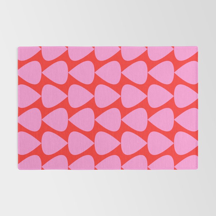 Preppy Pink and Red Plectrum Geo Pattern Rug Gallery Image 2