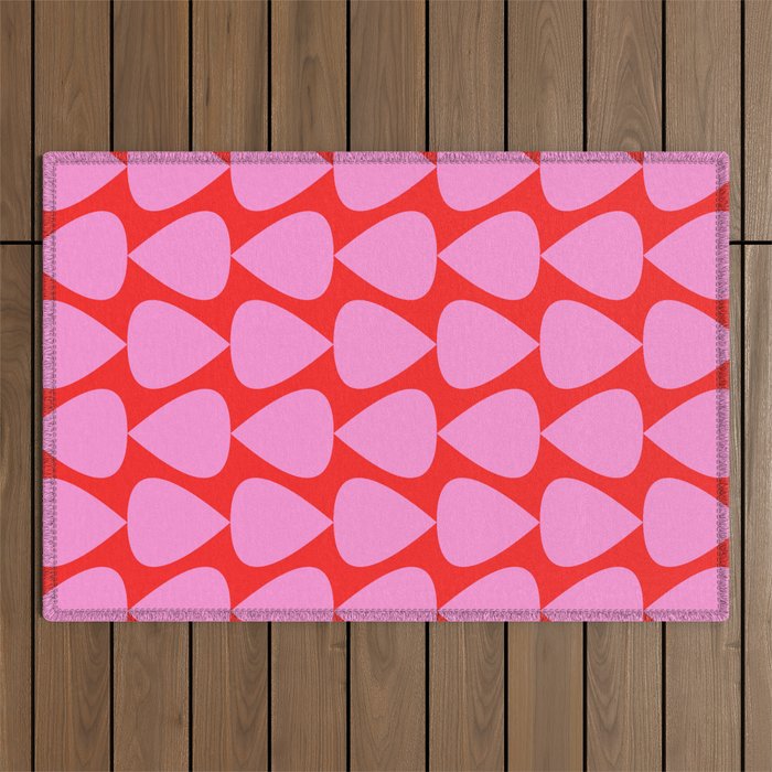 Preppy Pink and Red Plectrum Geo Pattern Outdoor Rug Gallery Image 1