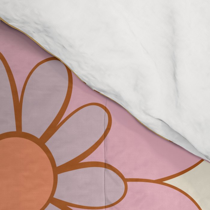 Retro hand drawn flower art pattern Comforter Gallery Image 4