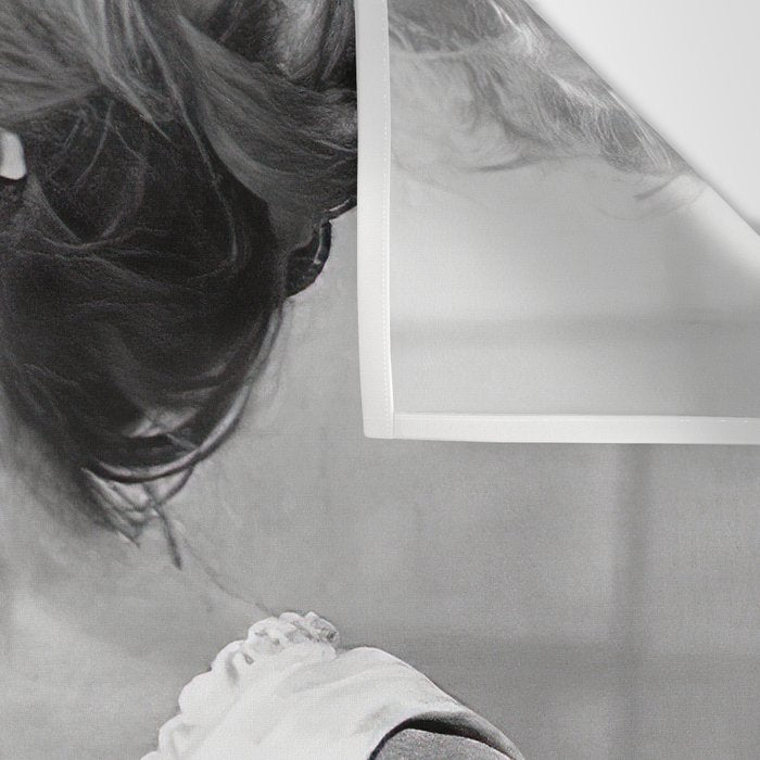 Brigitte Bardot in Sunglasses Retro Vintage Art Wall Tapestry Gallery Image 3