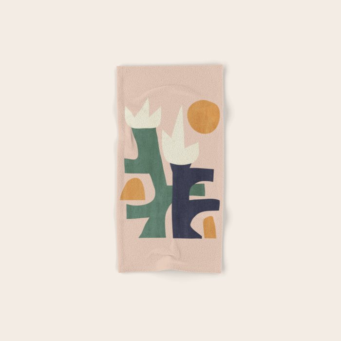 Curious garden Bath Towel Gallery Image 1