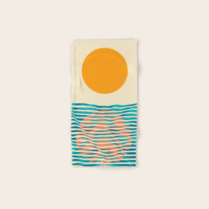 Ocean current Bath Towel Gallery Image 1