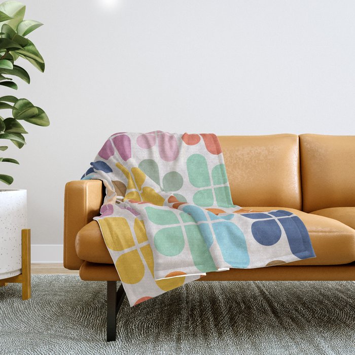 Retro Shapes Geometry Pattern Throw Blanket Gallery Image 1