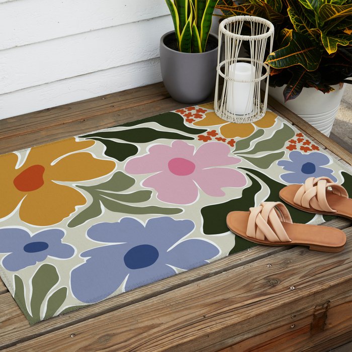 Nostalgic Flora Outdoor Rug Gallery Image 2