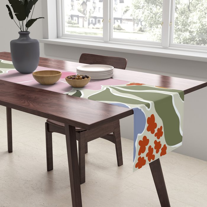 Nostalgic Flora Table Runner Gallery Image 2