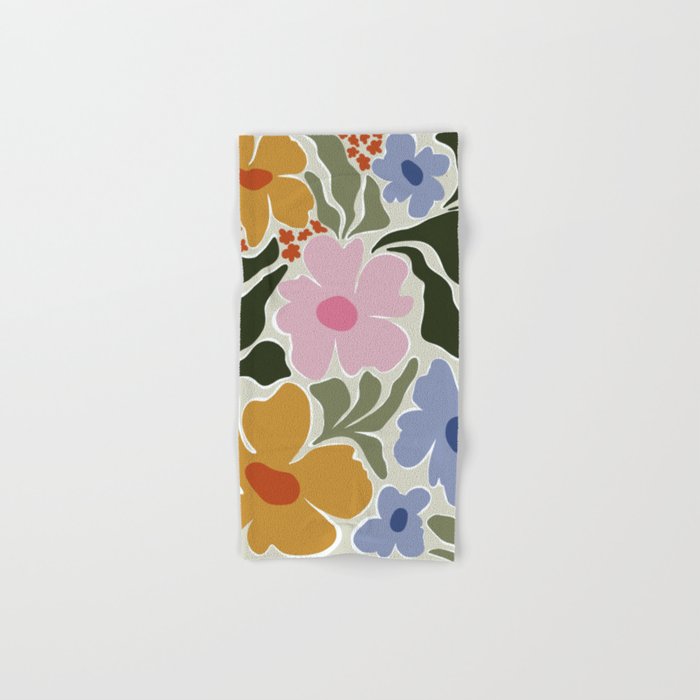 Nostalgic Flora Bath Towel Gallery Image 1