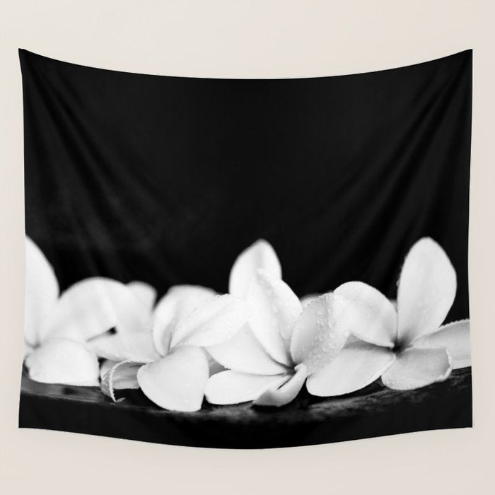 Singapore White Plumeria Flowers the Fragrance of Hawaii Wall Tapestry Gallery Image 4