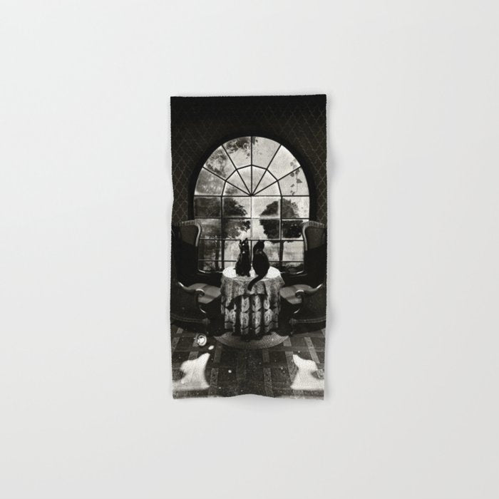 Room Skull B&W Bath Towel Gallery Image 1