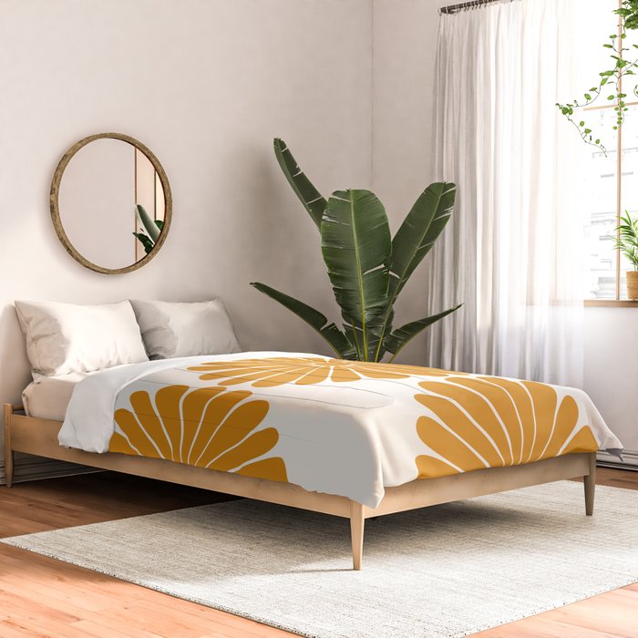 Retro Daisy Abstract V Golden Yellow Bold Floral Comforter Gallery Image 2