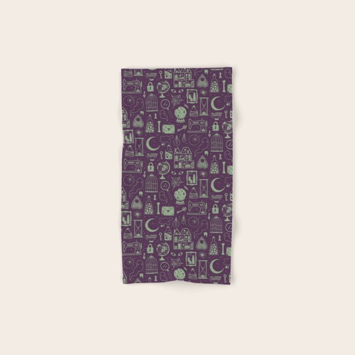 Haunted Attic: Phantom Bath Towel Gallery Image 1