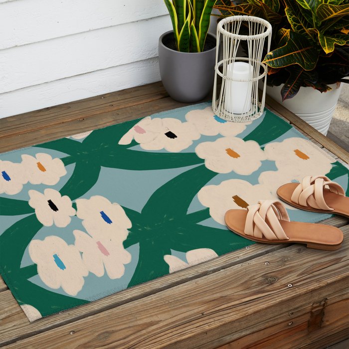 Big Hug Outdoor Rug Gallery Image 2