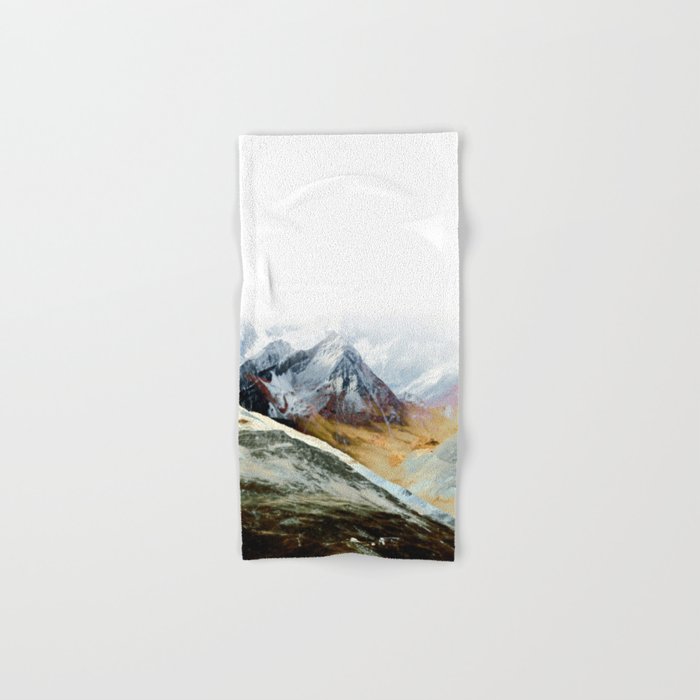 Mountain 12 Bath Towel Gallery Image 1