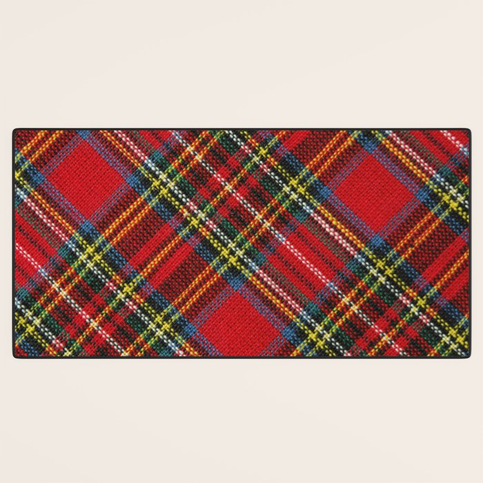 Christmas Plaid Tartan Pattern Desk Mat Gallery Image 3