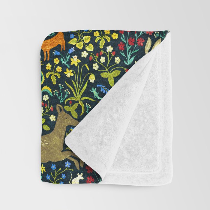 Arazzo Medievale Throw Blanket Gallery Image 3