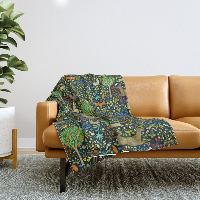 Arazzo Medievale Throw Blanket Gallery Image 1