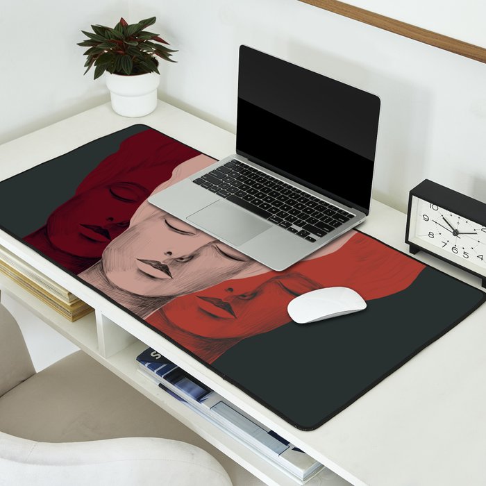 Three Heads Desk Mat Gallery Image 2
