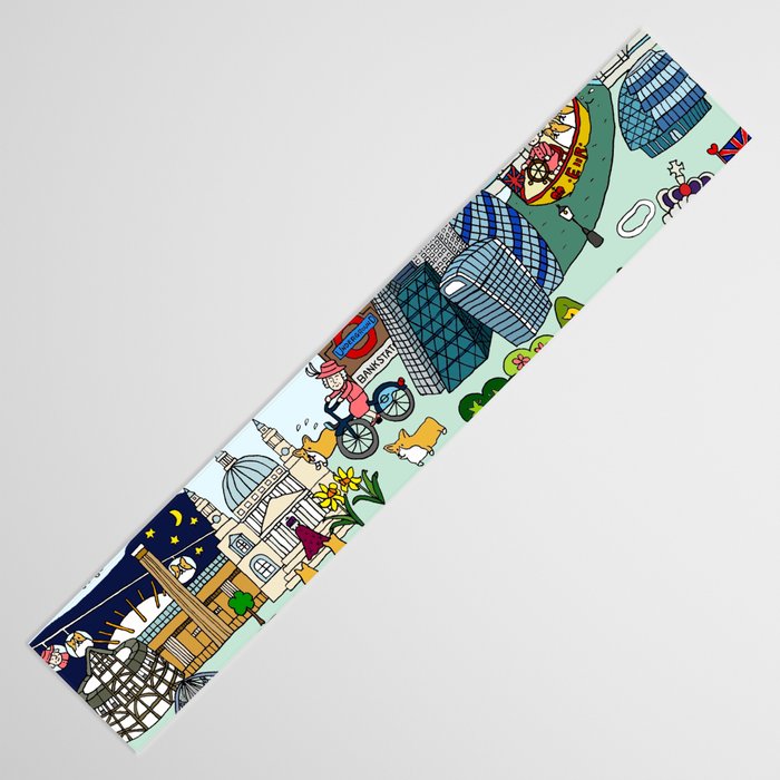 The Queen's London Day Out Table Runner Gallery Image 3