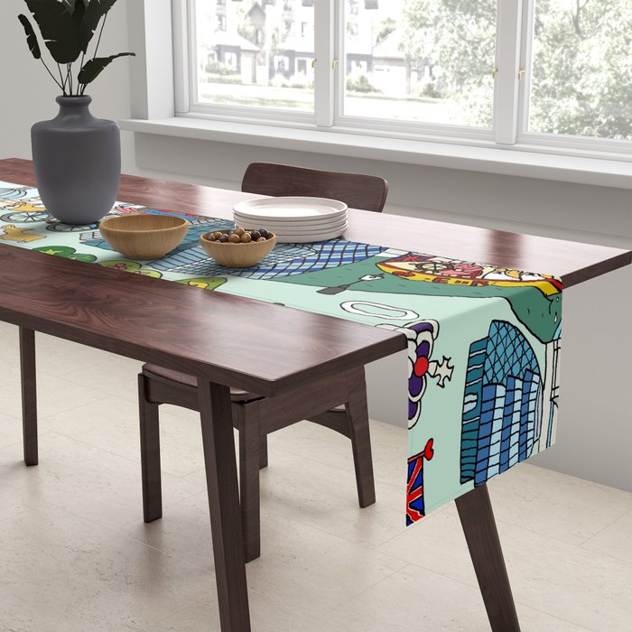 The Queen's London Day Out Table Runner Gallery Image 2