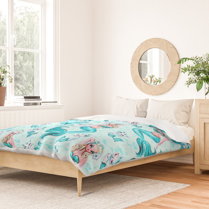 Pinup Mermaid with Merkittens Duvet Cover Gallery Image 2