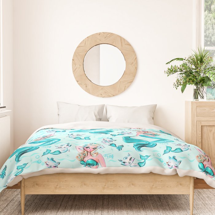 Pinup Mermaid with Merkittens Duvet Cover Gallery Image 3