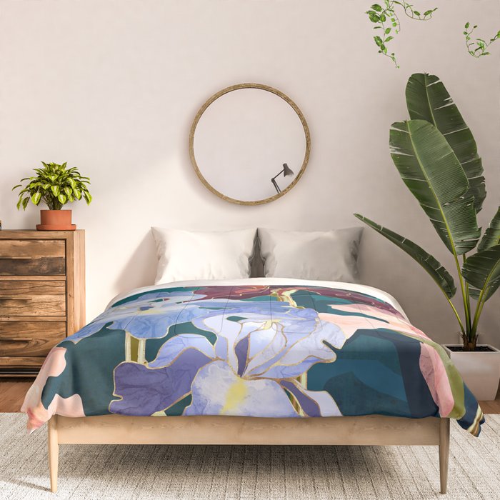 Iris Abstract Comforter Gallery Image 3