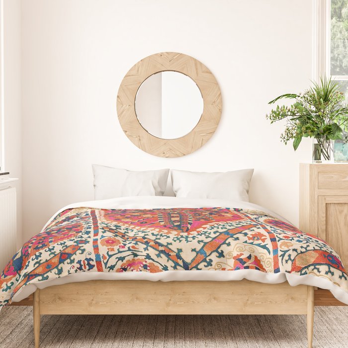 Large Medallion Suzani Print Duvet Cover Gallery Image 3