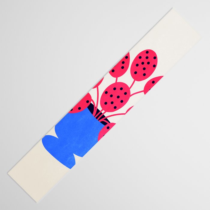Blueberry Vase & French Fuchsia Leaves: Vases & Stuff 03 Table Runner Gallery Image 3