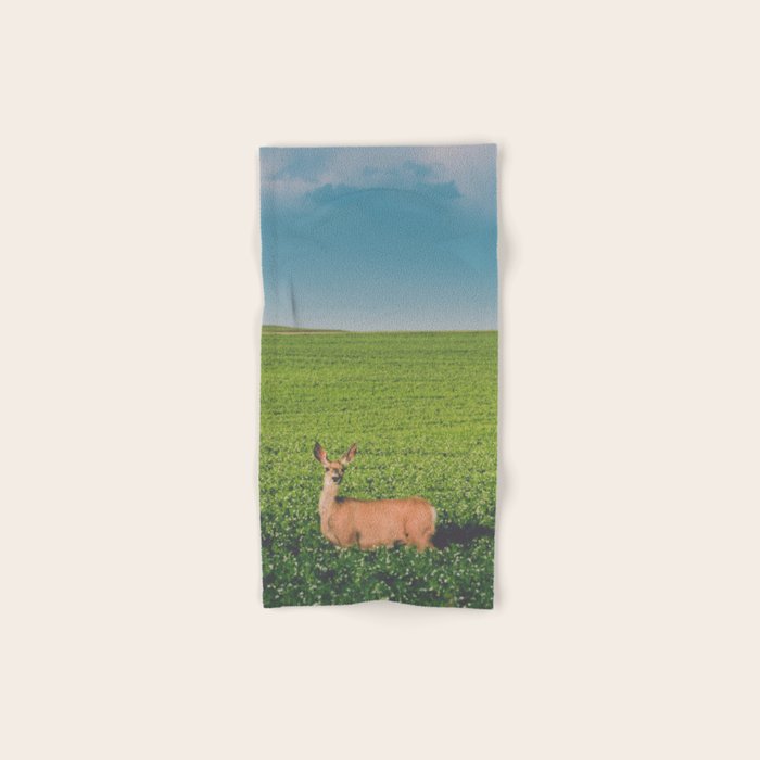 Clover Fields Bath Towel Gallery Image 1