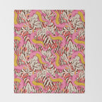 BAZAAR FETE GATOR Throw Blanket Gallery Image 2