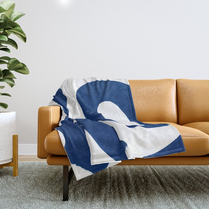 Maré Throw Blanket Gallery Image 1