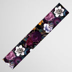 Viva Magenta 18-1750 Pantone's Color of the Year 2023 II Table Runner Gallery Image 3