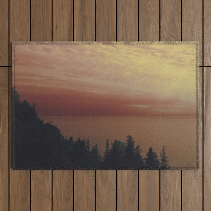 La Vie en rose Outdoor Rug Gallery Image 1