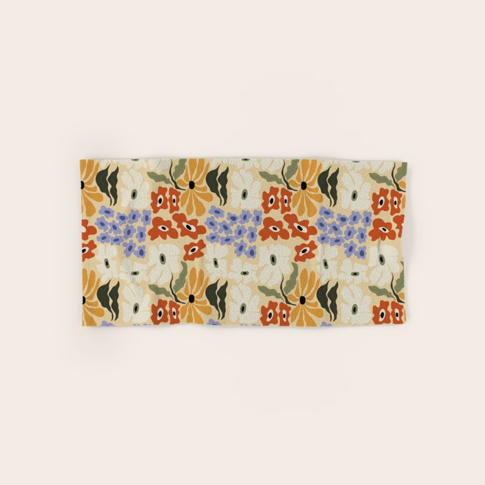 Springtime Drops Bath Towel Gallery Image 1