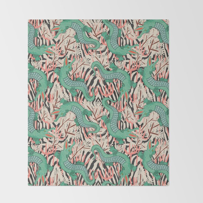 BAZAAR MAXIMA GATOR Throw Blanket Gallery Image 2
