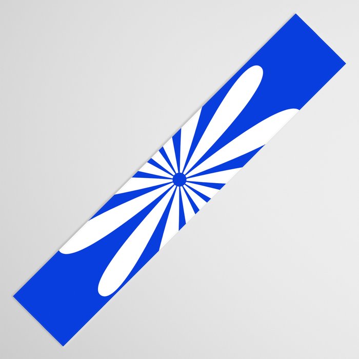 Big Daisy Retro Minimalism in Royal Blue and White Table Runner Gallery Image 3