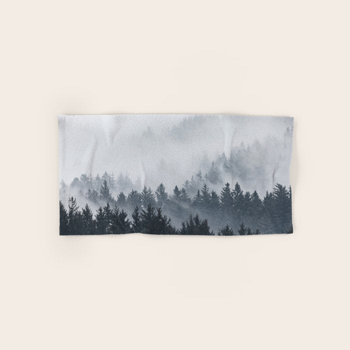Dreaming of Adventures Bath Towel Gallery Image 1