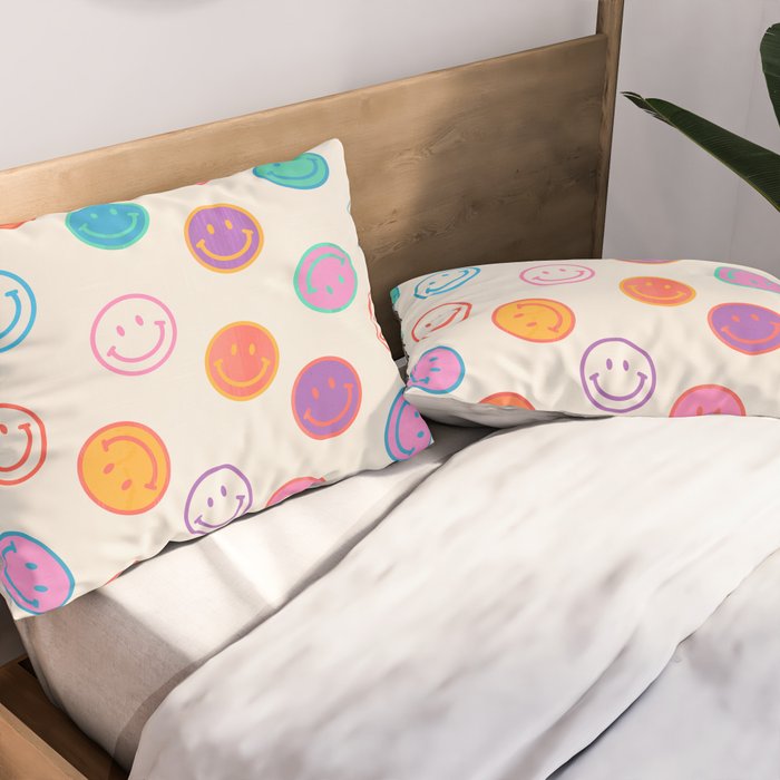 Retro Rainbow Smiling Faces Pattern Pillow Sham Gallery Image 2