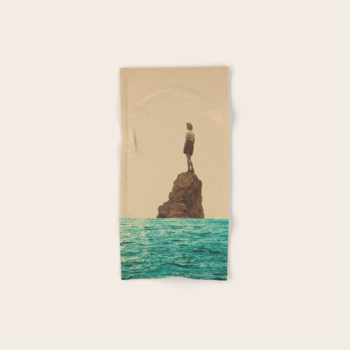 Lonesummer Bath Towel Gallery Image 1