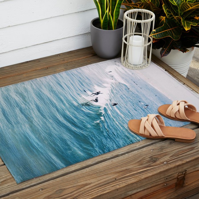 Catch A Wave Outdoor Rug Gallery Image 2