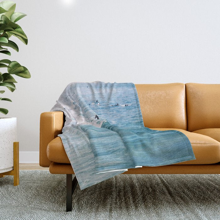 Catch A Wave Throw Blanket Gallery Image 1