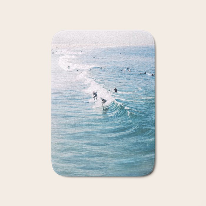 Catch A Wave Bath Mat Gallery Image 1