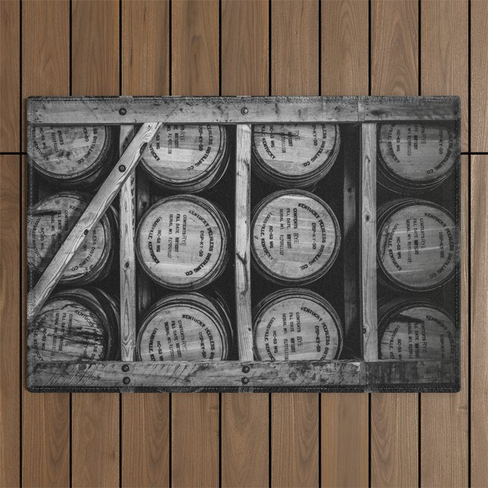 Bourbon Black and White Outdoor Rug Gallery Image 1