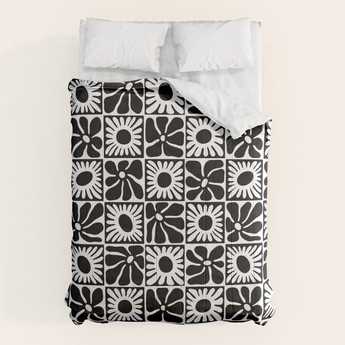 Black and white retro flower art pattern Comforter Gallery Image 6