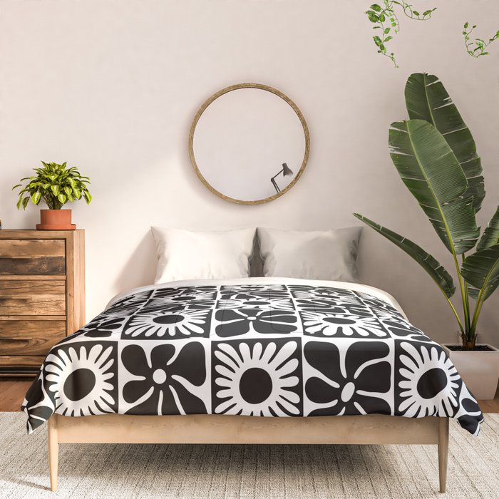 Black and white retro flower art pattern Comforter Gallery Image 3