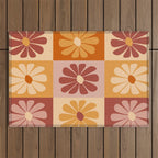 70's Daisy Bloom  Outdoor Rug Gallery Image 1