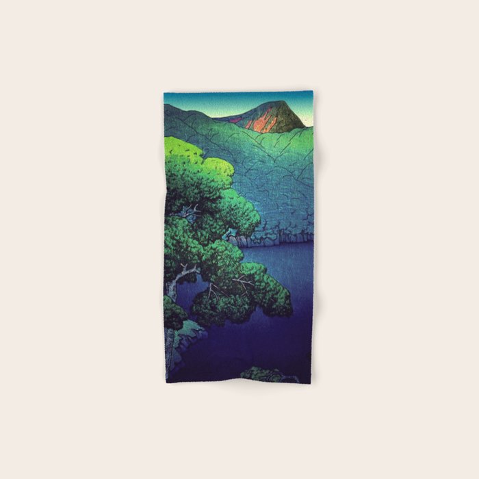 On our way to Senziinyiia Bath Towel Gallery Image 1