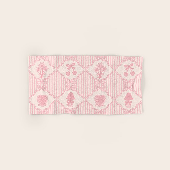 Eloise Print in Pink Bath Towel Gallery Image 1