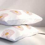Daisies [Off White] Pillow Sham Gallery Image 3