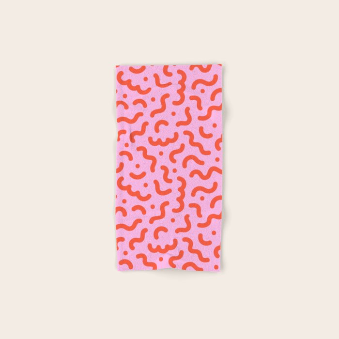 Pink line doodle squiggle pattern Bath Towel Gallery Image 1