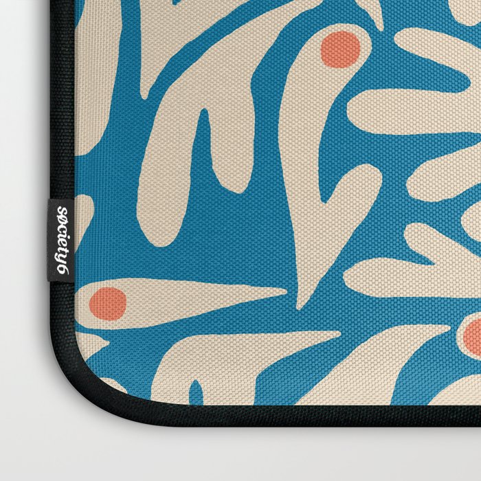 Be in love Laptop Sleeve Gallery Image 3